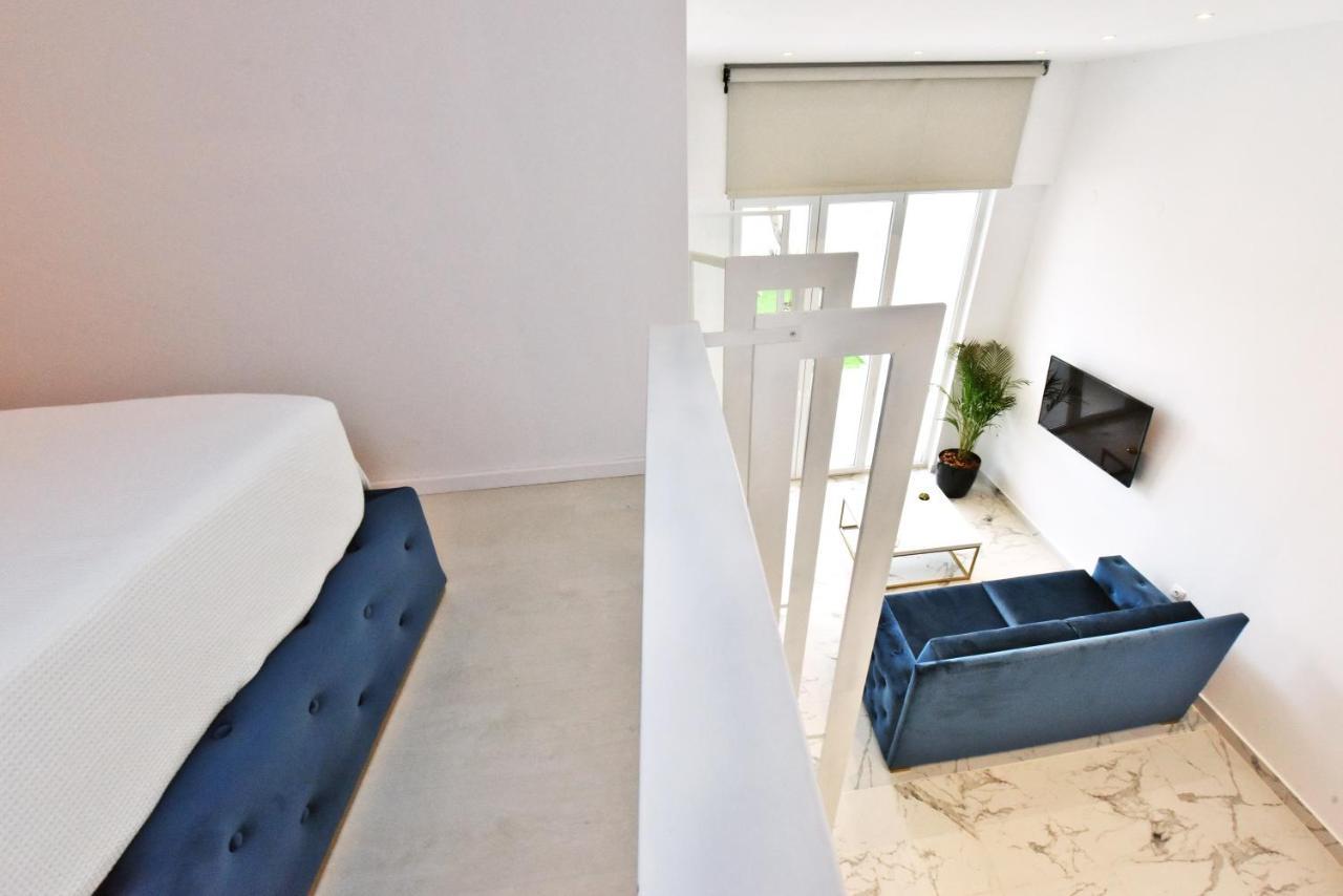 4 Elements Seaside Luxury Suites By Rentalspro Services Nea Moudania Halkidiki Экстерьер фото