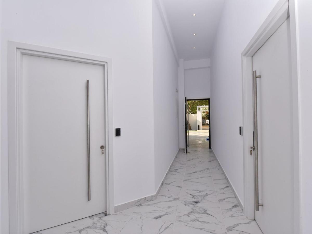 4 Elements Seaside Luxury Suites By Rentalspro Services Nea Moudania Halkidiki Экстерьер фото