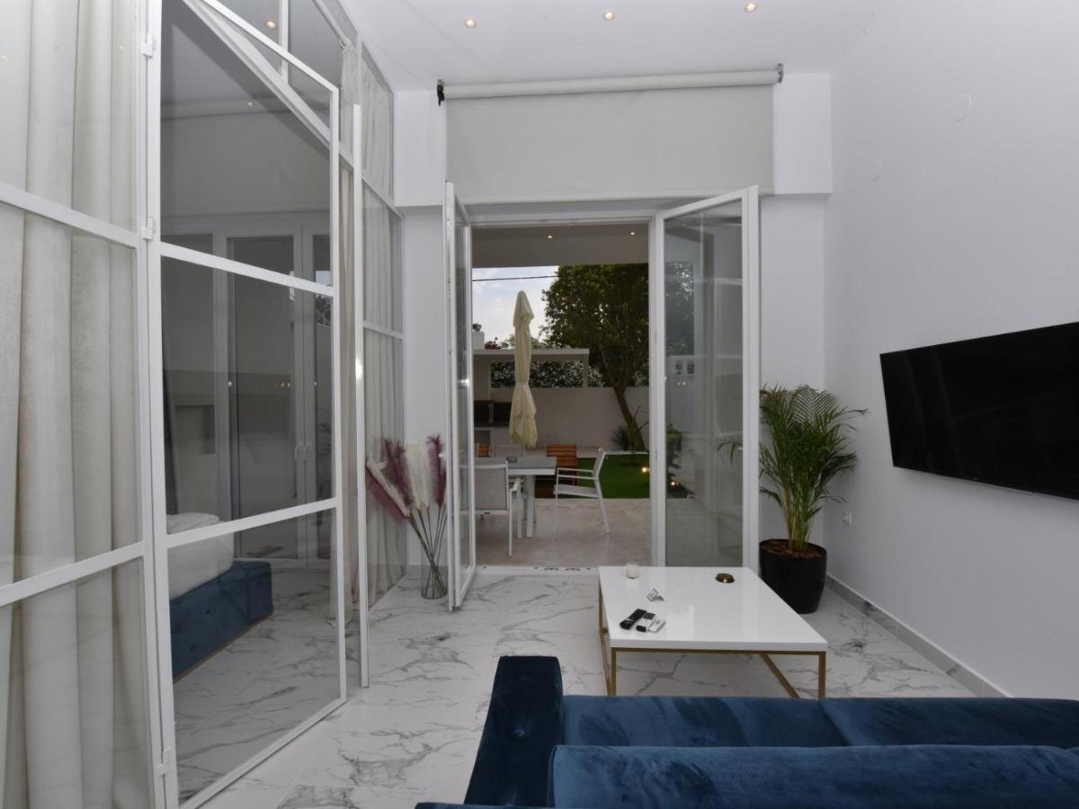 4 Elements Seaside Luxury Suites By Rentalspro Services Nea Moudania Halkidiki Экстерьер фото