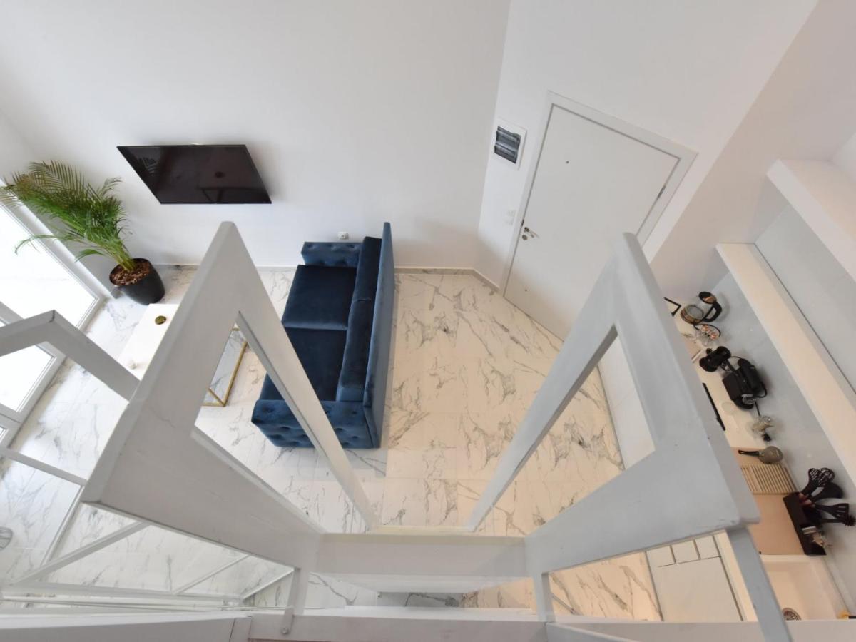 4 Elements Seaside Luxury Suites By Rentalspro Services Nea Moudania Halkidiki Экстерьер фото